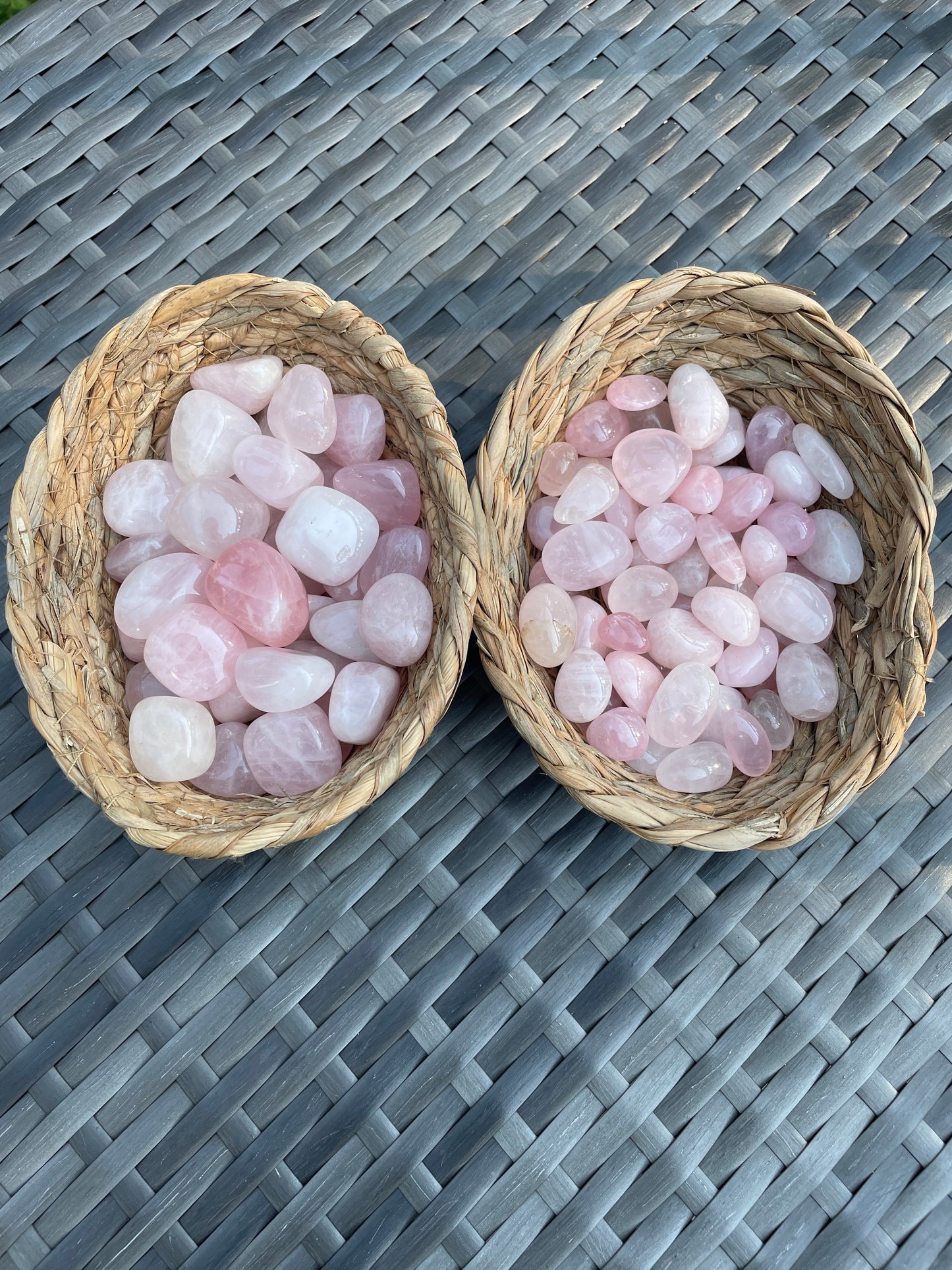 Rose Quarts tumbled stone 