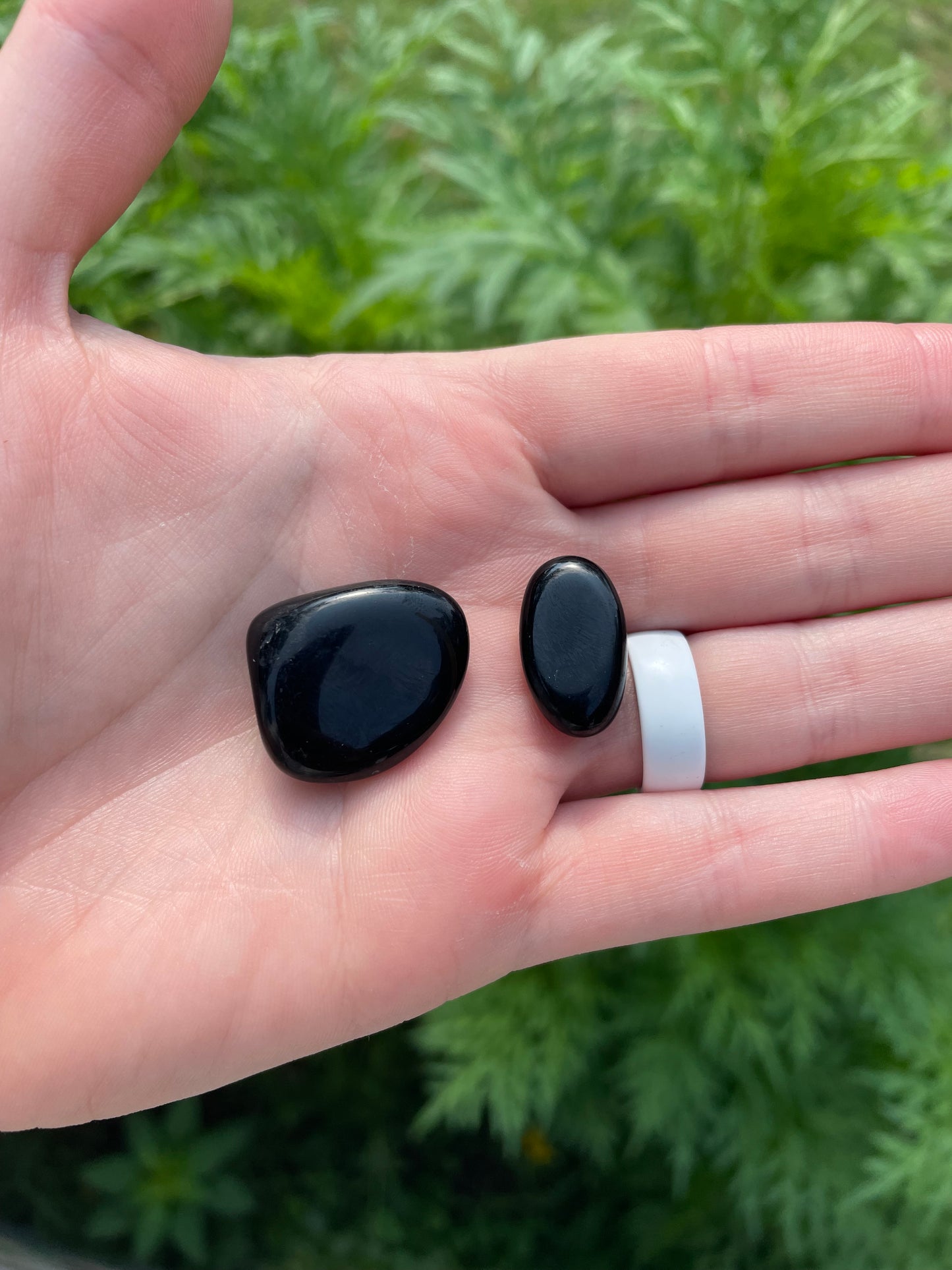 Black Obsidian tumbled stone 