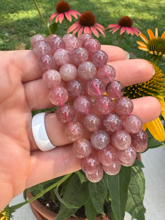Strawberry Quartz bracelet 10mm