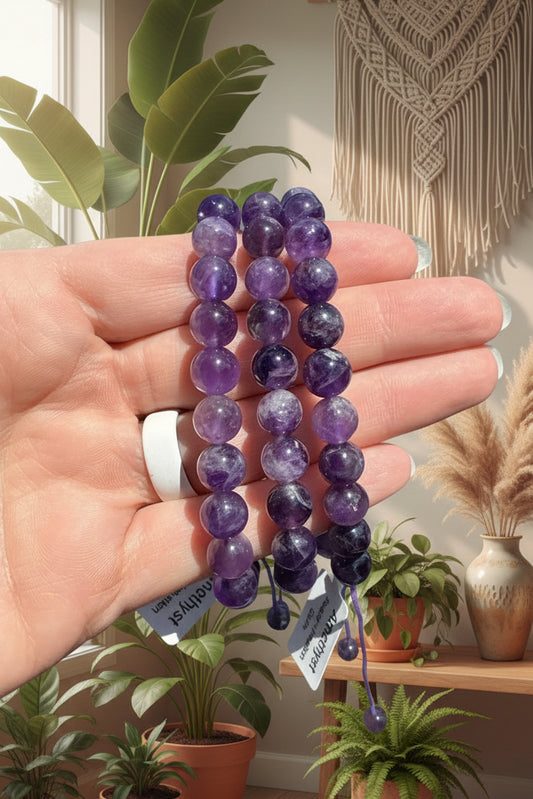 Amethyst string bracelet ￼