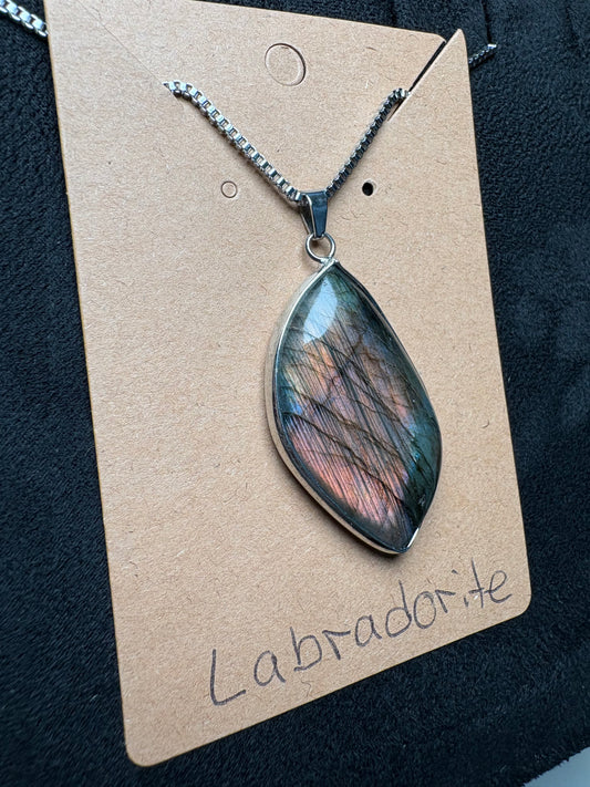 Labradorite Pendant Necklace #1 | Protection, Awakening, Transformation