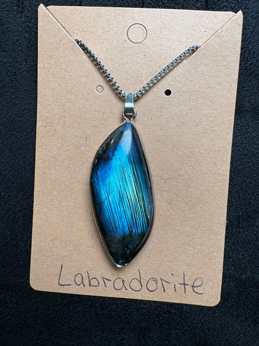 Labradorite Pendant Necklace #5 | Protection, Awakening, Transformation