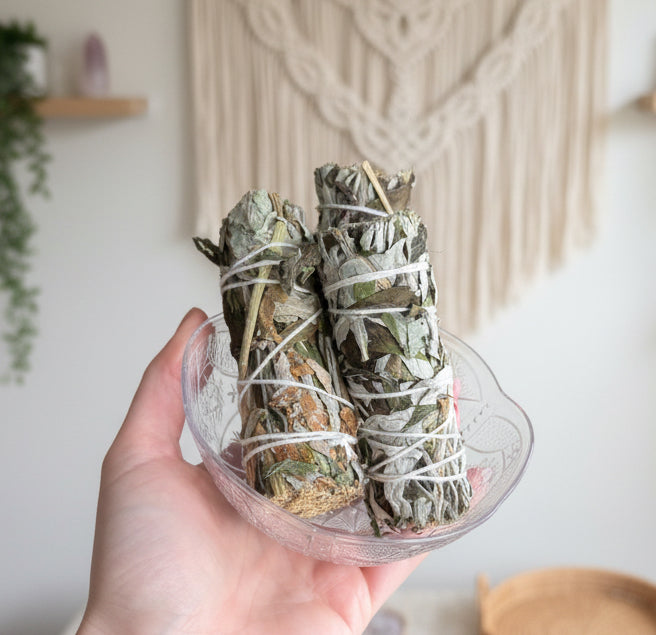Mugwort bundle - Energy Clearing & Protection Ritual