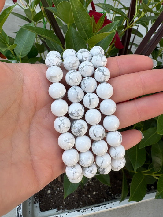 Howlite Bracelet 10mm