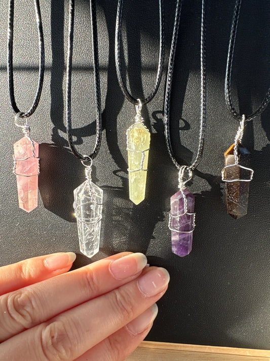 Crystal | Stone Point necklace